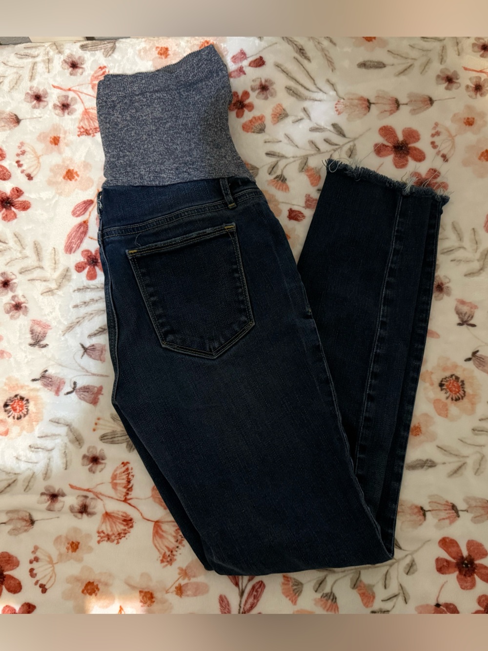 GAP Dark Blue Maternity Jeggings with Heather Gray Knit Panel